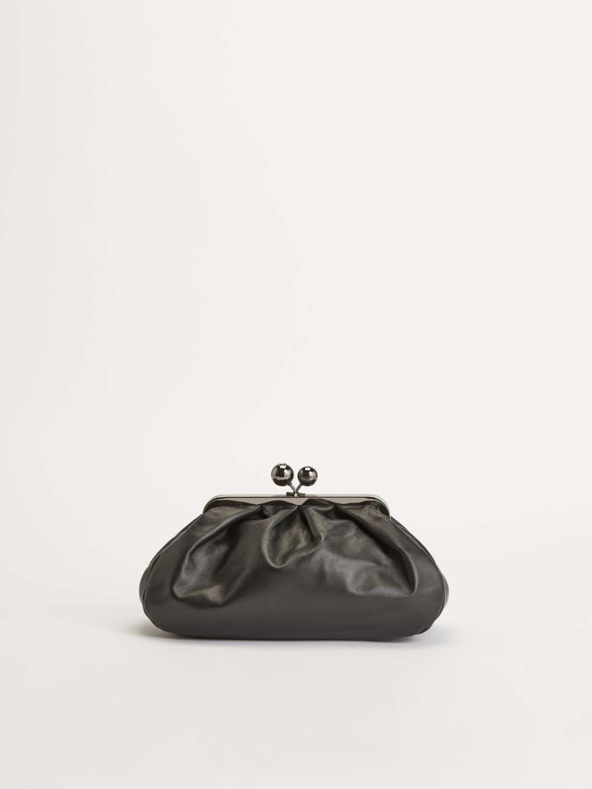 Medium leather Pasticcino Bag - BLACK - Max Mara