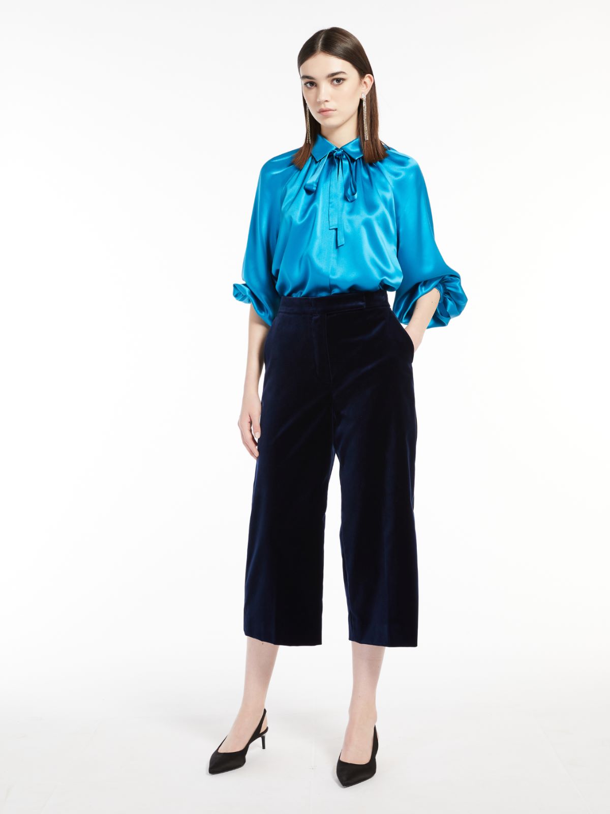 Bluse aus Seidensatin - TUERKIS - Max Mara