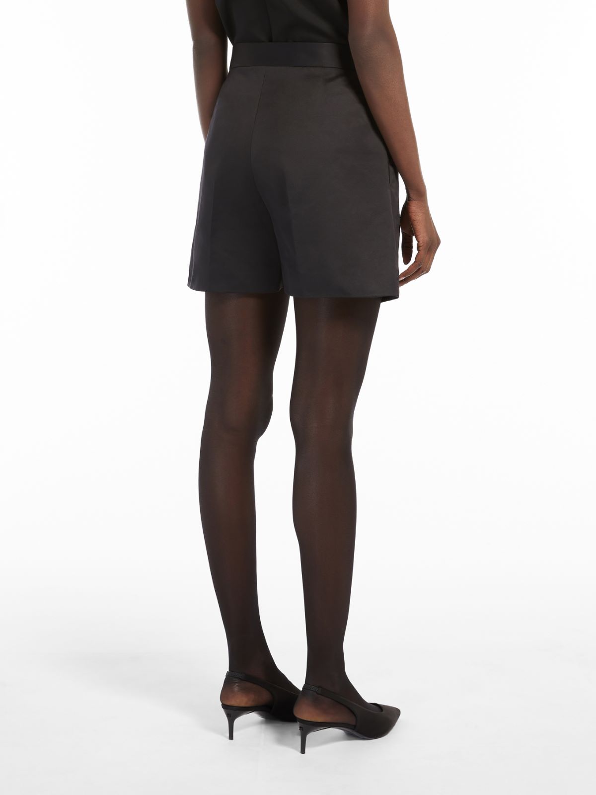 Shorts aus Duchesse - SCHWARZ - Max Mara - 3