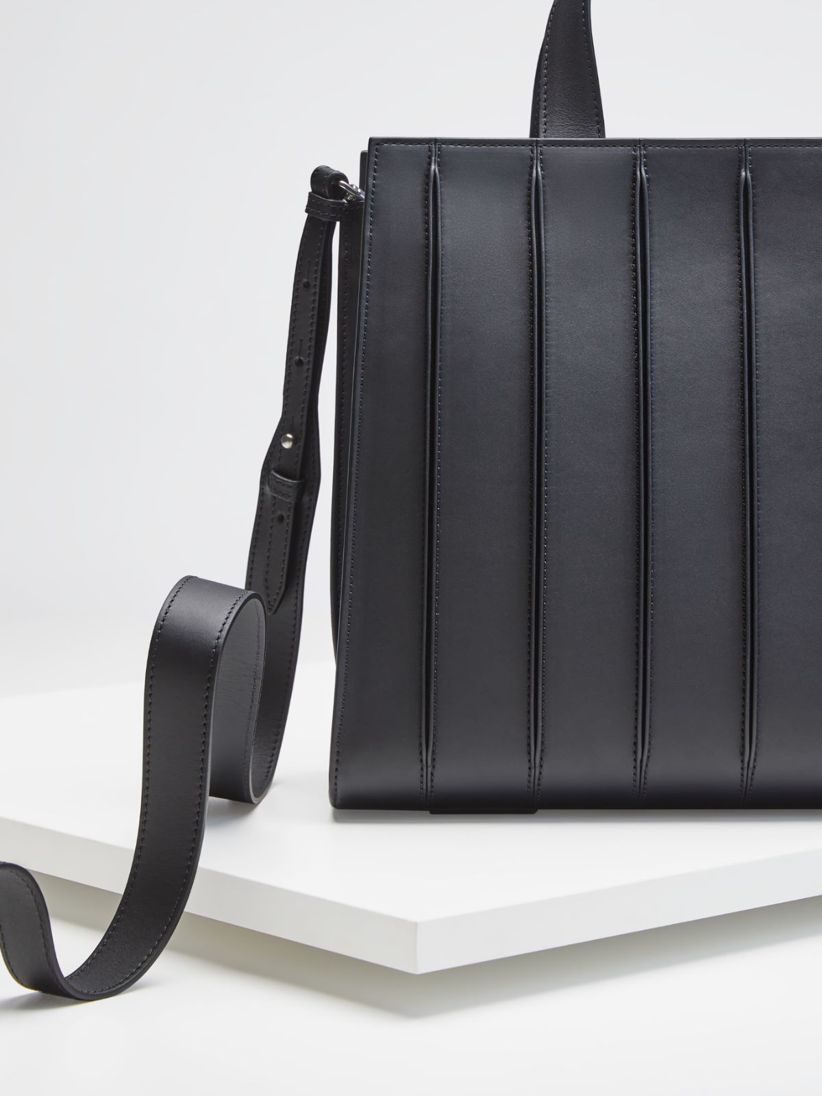 Large Whitney Bag - BLACK - Max Mara - 5