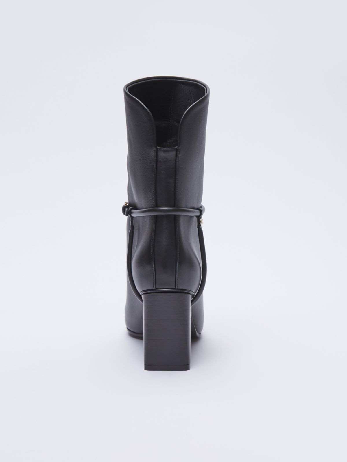 Stiefelette aus Leder - SCHWARZ - Max Mara - 6