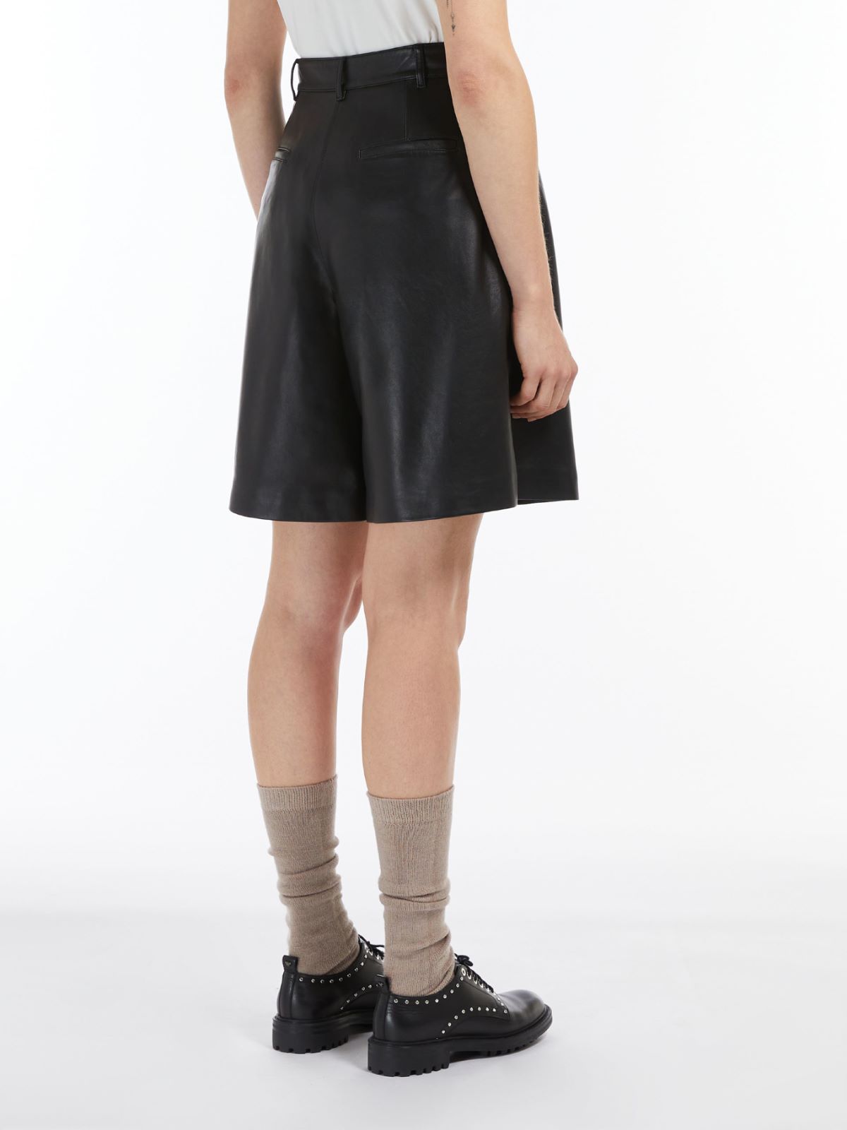 Nappa leather Bermuda shorts - BLACK - Max Mara - 3