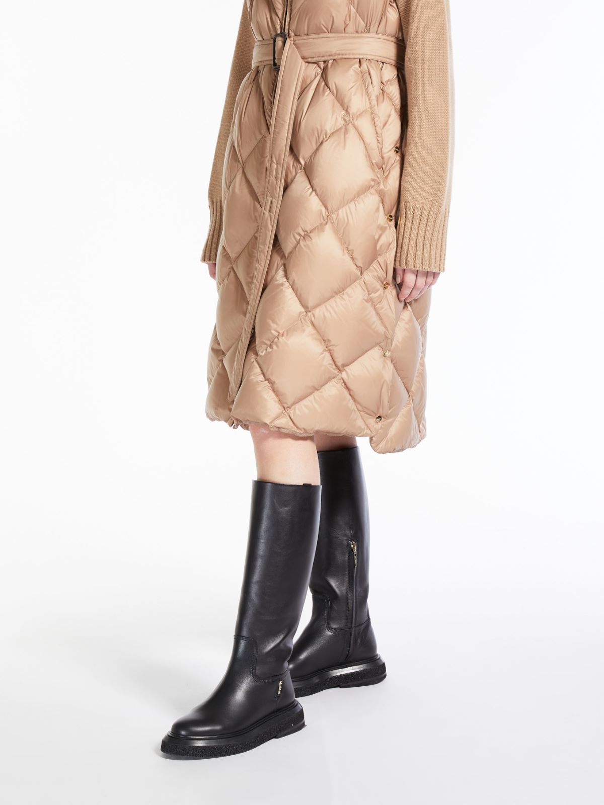 Gilet in quilted water-resistant canvas - CAMEL - Max Mara - 4