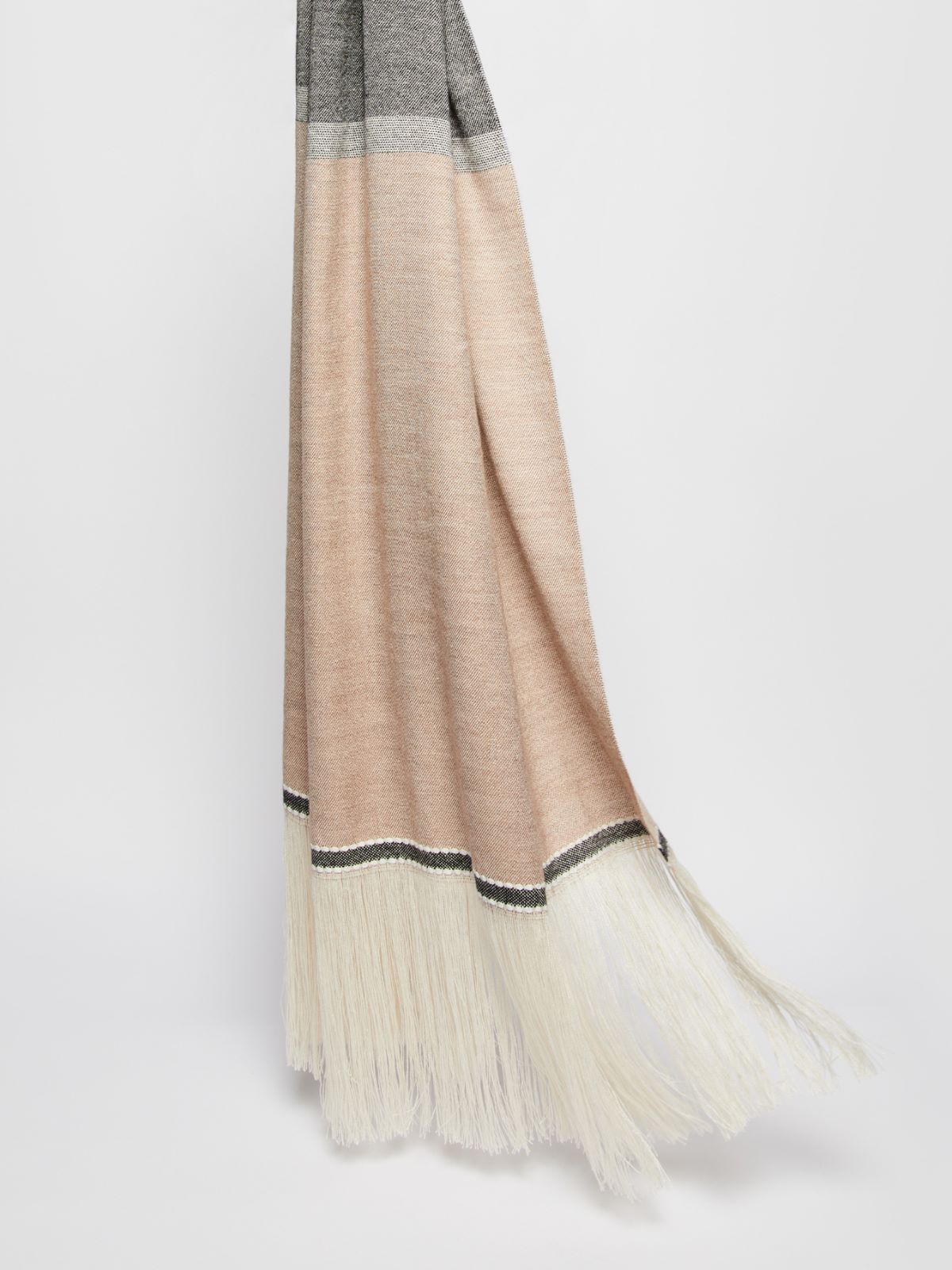Max Mara Hemp And Wool-blend Stole In Clay