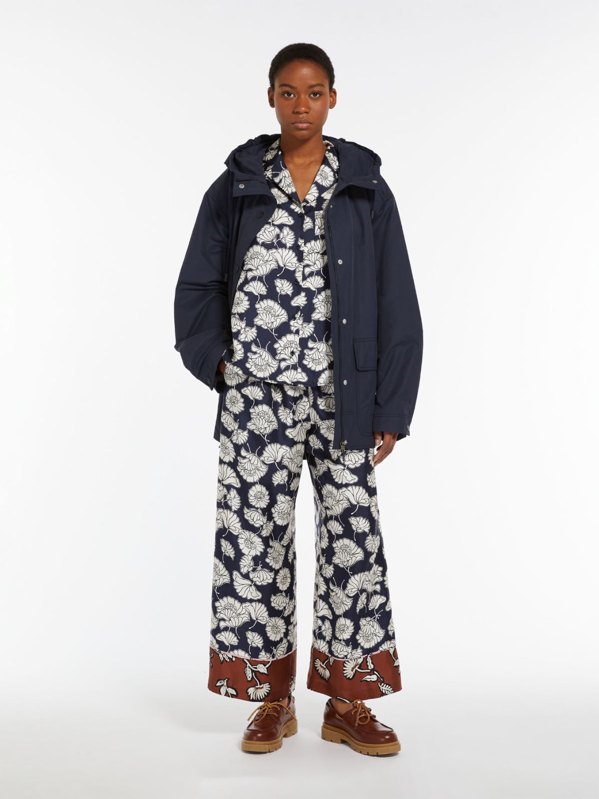 Max Mara Water-repellent Twill Hooded Jacket In Navy