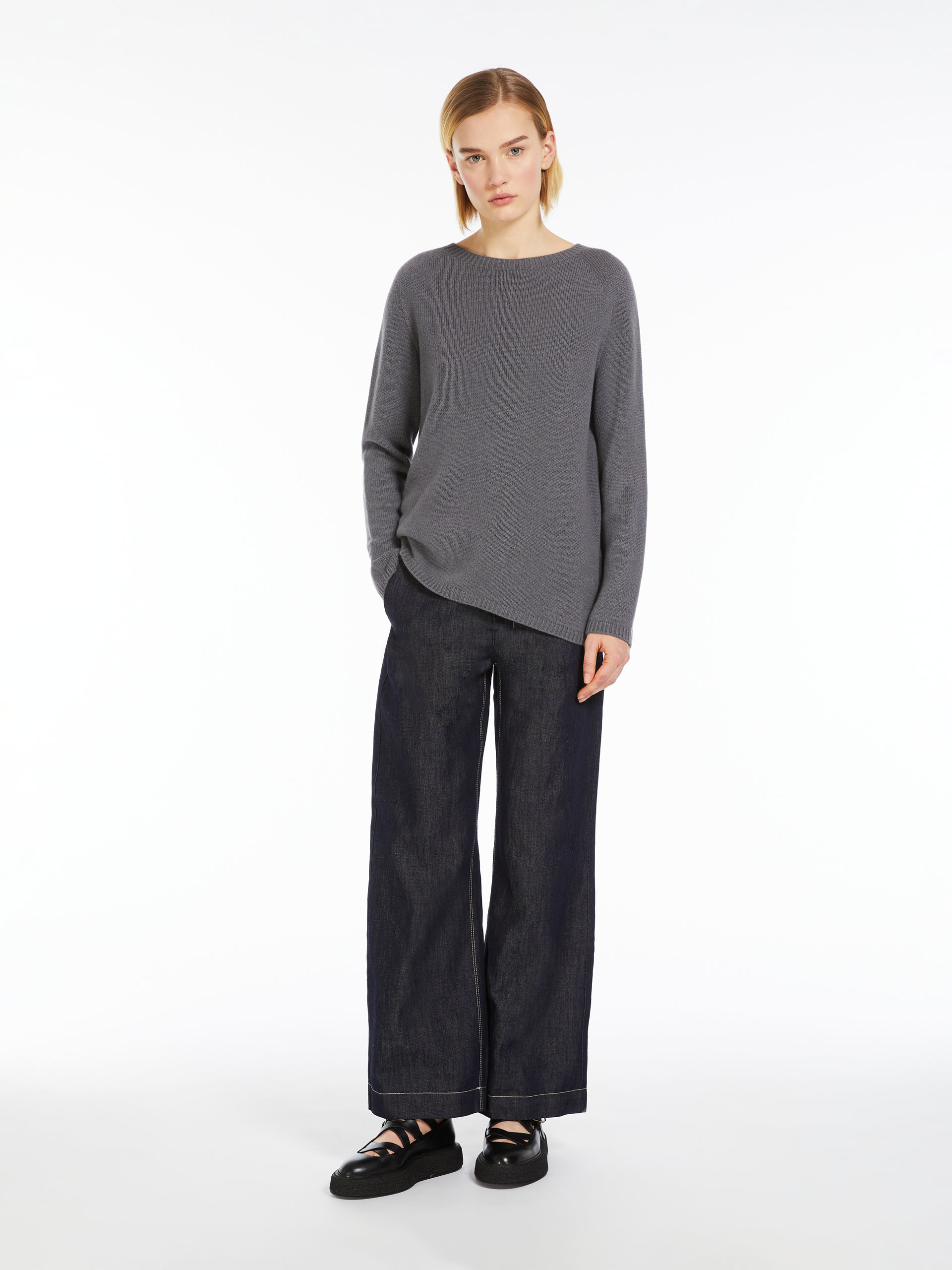 Wool and cashmere sweater, medium grey |  