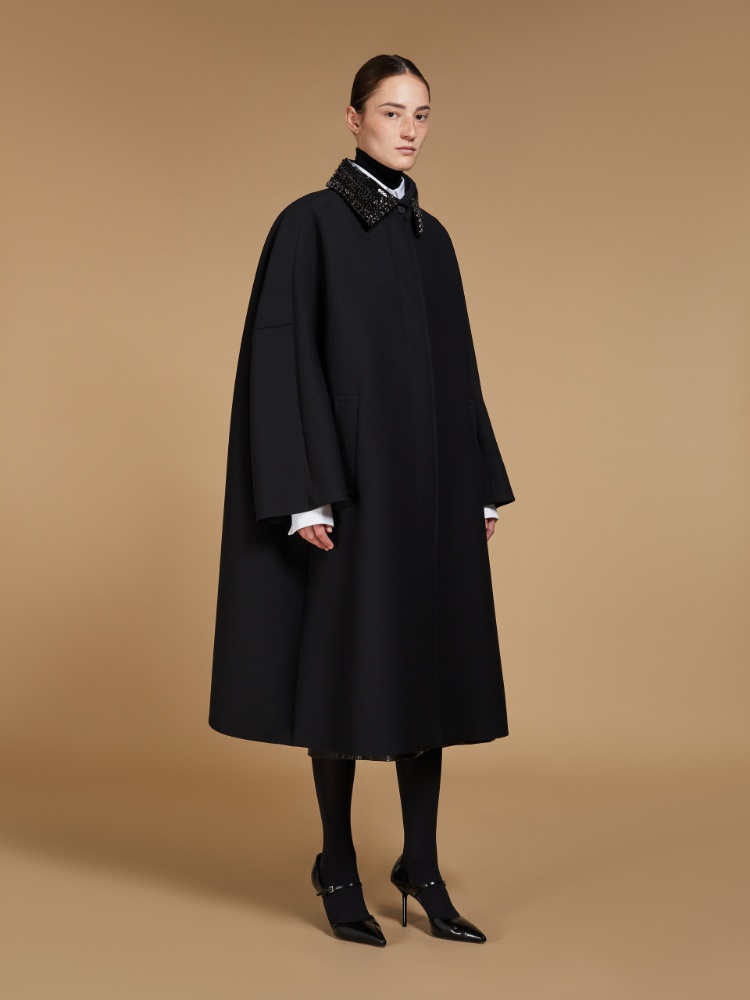 Cape coat in wool and silk cady, black | 