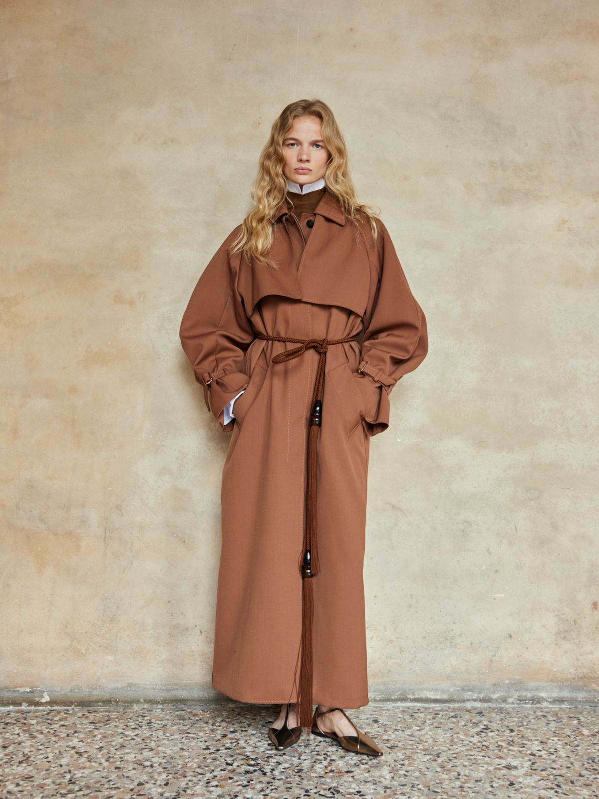 Trencz przeciwdeszczowy oversize z gabardyny - TYTONIOWY - Max Mara - 10
