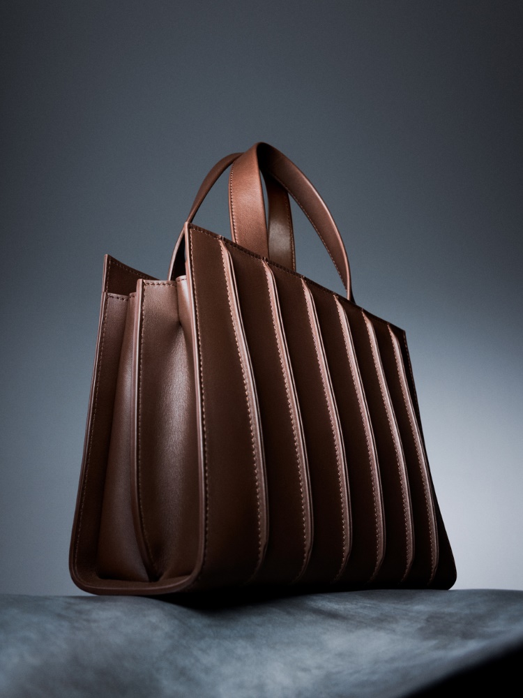 Medium leather Whitney Bag + DARK BROWN - Max Mara