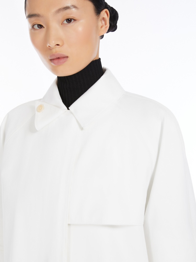 Water-repellent gabardine trench coat, optical white | 