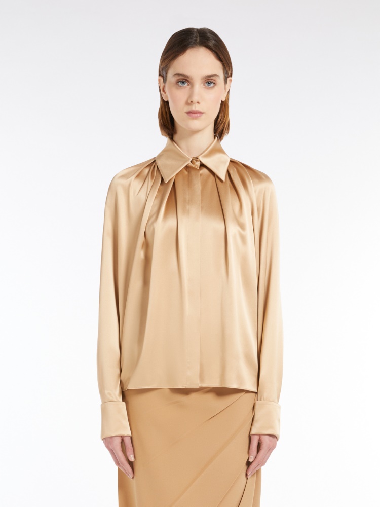  - Max Mara