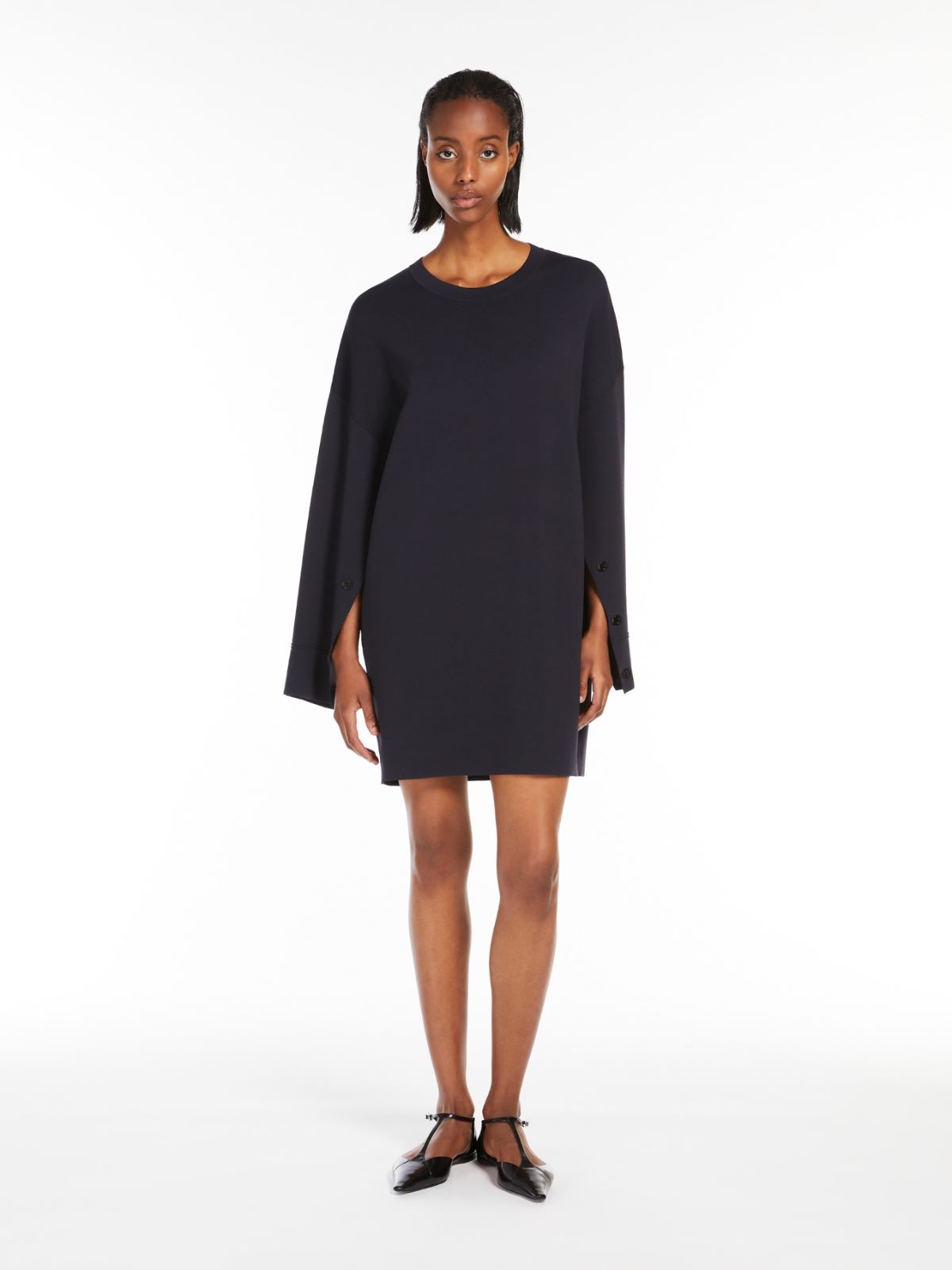 Max Mara Leisure Collection: Women's Jersey and Wool Clothing