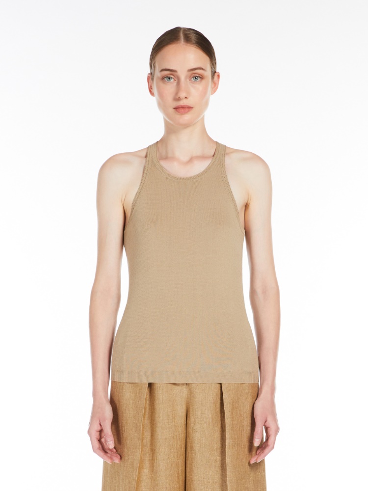  - Max Mara