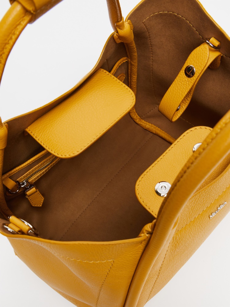  - Max Mara