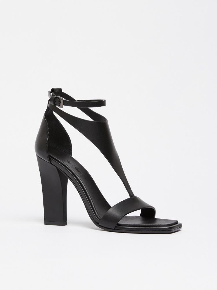  - Max Mara
