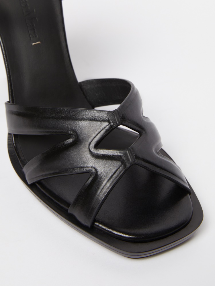 ★MAX MARA★DOUBLEHIGH レザー サンダル 黒 関送込 Leather sandals, black |