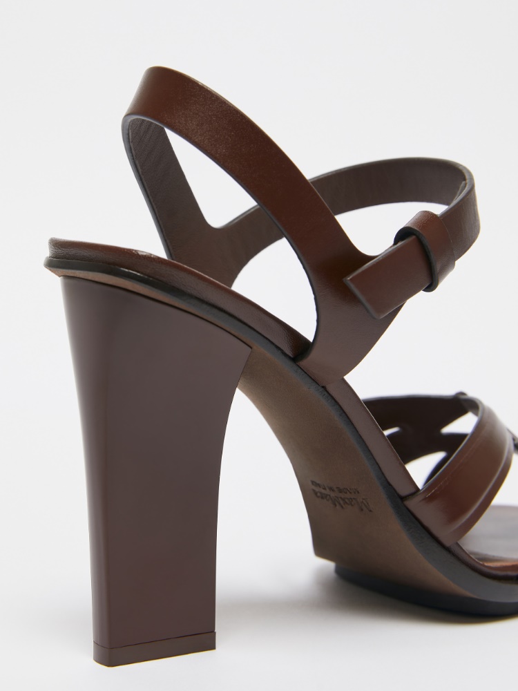  - Max Mara