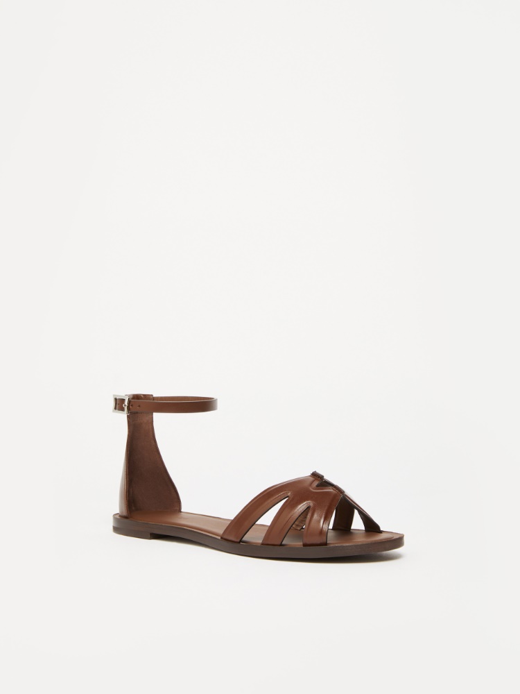 Max Mara☆関税込☆グレインレザー ベラフラットサンダル 4521095206008-b-