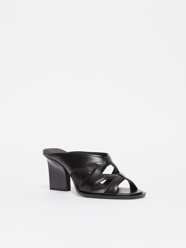23SS新作【MAXMARA】Mule infradito in nappa ミュール 黒 Mules shoes | Max Mara