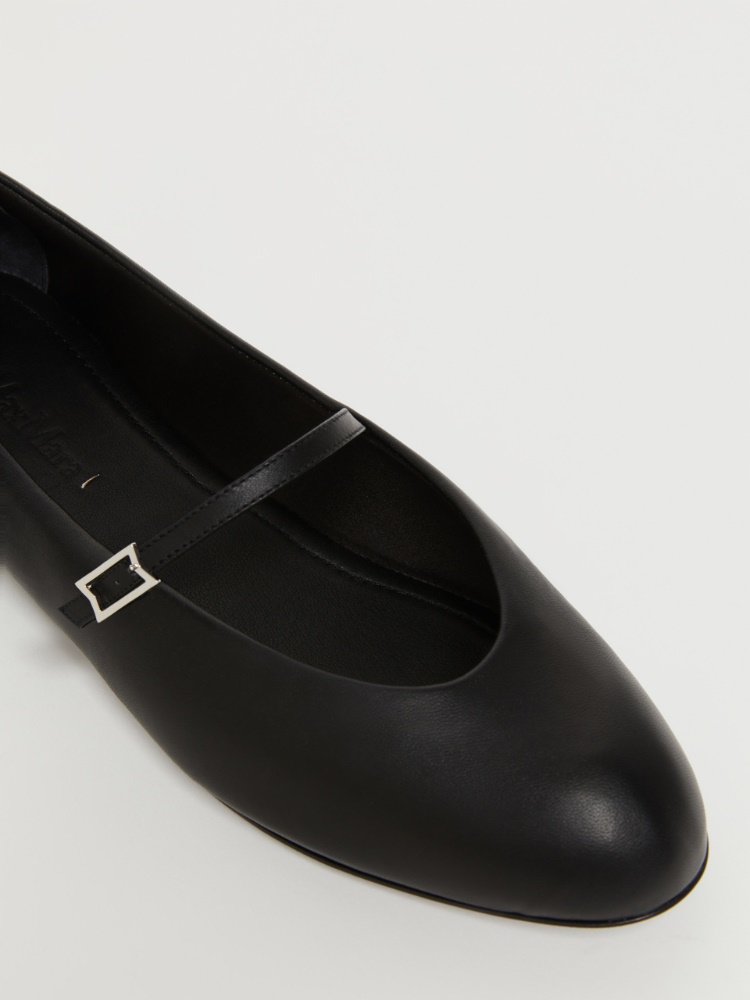  - Max Mara