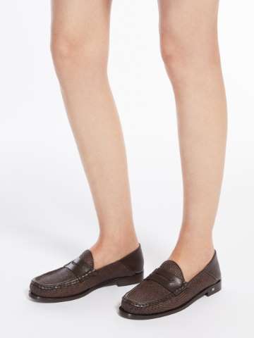 【関税＆送料込み】Max Mara 'Soft Loafers' Loafers Mara | Sofft Shoe