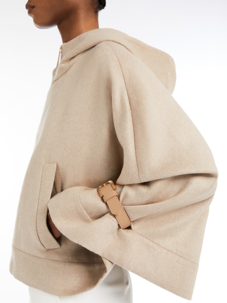 VIP【送料関税込】MAX MARA WOOL HOODED CAPE Women's Elegant Capes, Cloaks and Ponchos | Max Mara