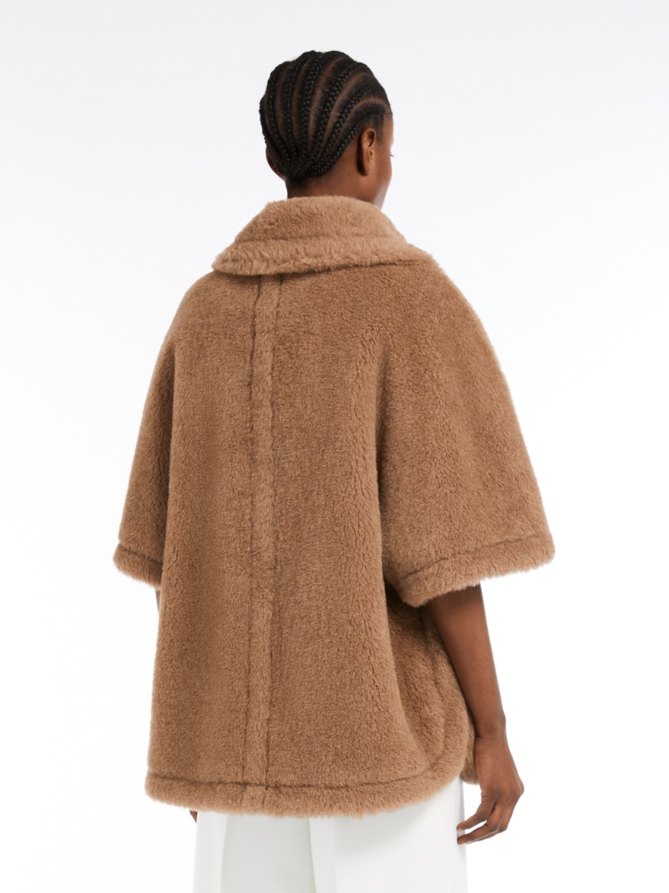 ポンチョ・ケープ Max Mara Amato Cape Teddy-fabric belted cape, colonial | 