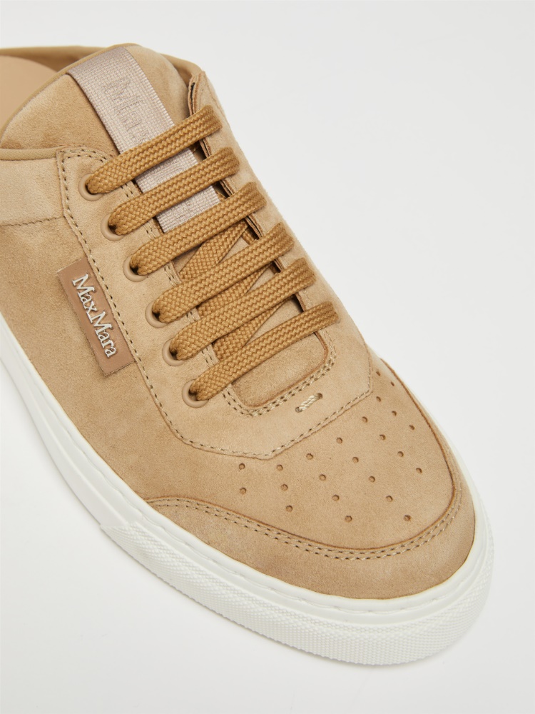  - Max Mara