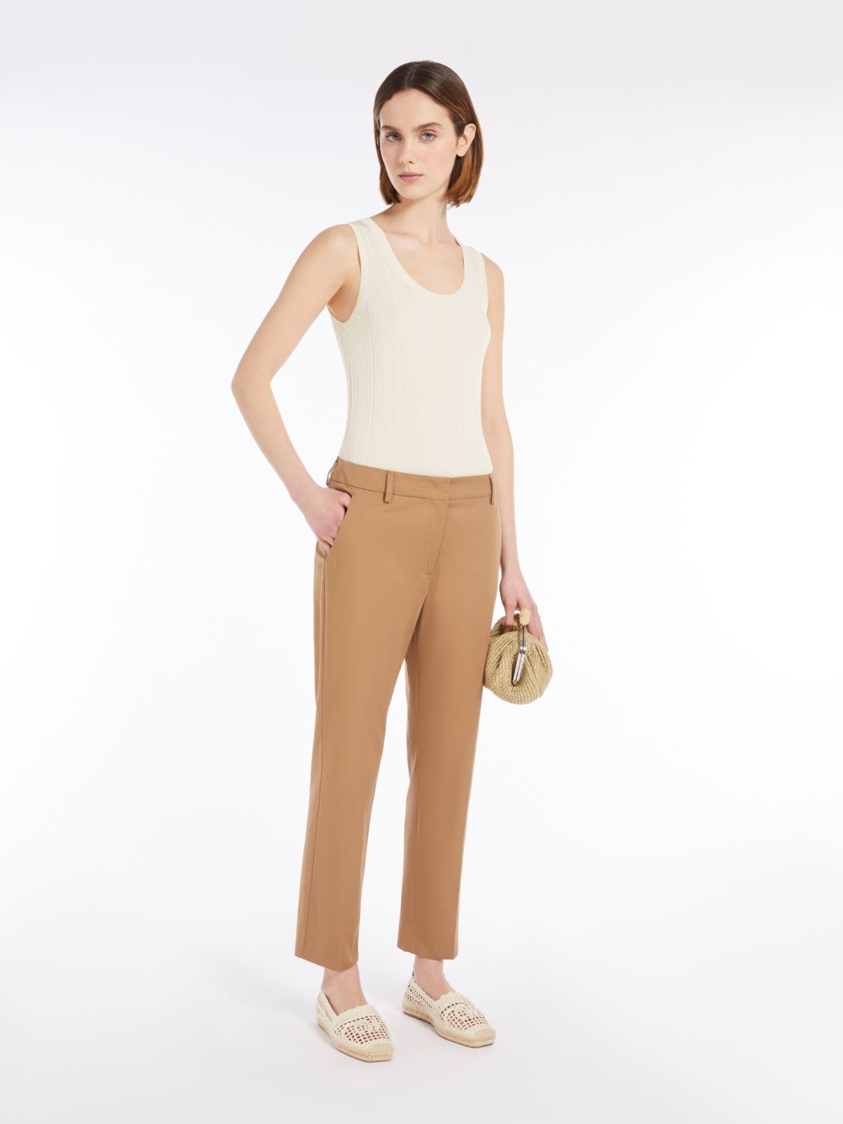 パンツ MAX MARA Woman Pants Camel 2311361539600 011 Camel colored trousers | Max Mara