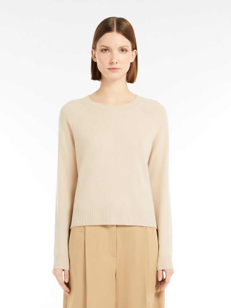  - Max Mara