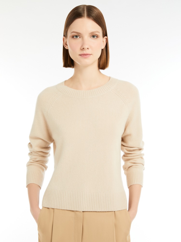  - Max Mara