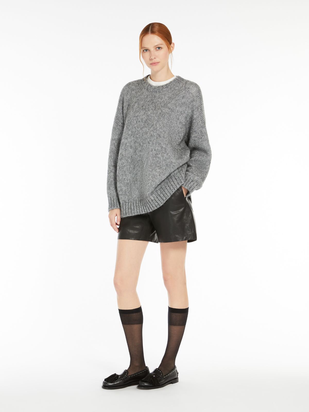 Weekend Max Mara Black Woman | Max Mara