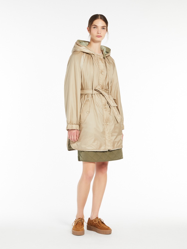 【送料&関税込】Weekend Max Mara Veranda Quilted Coat Reversible water-repellent canvas parka, beige | Weekend Max