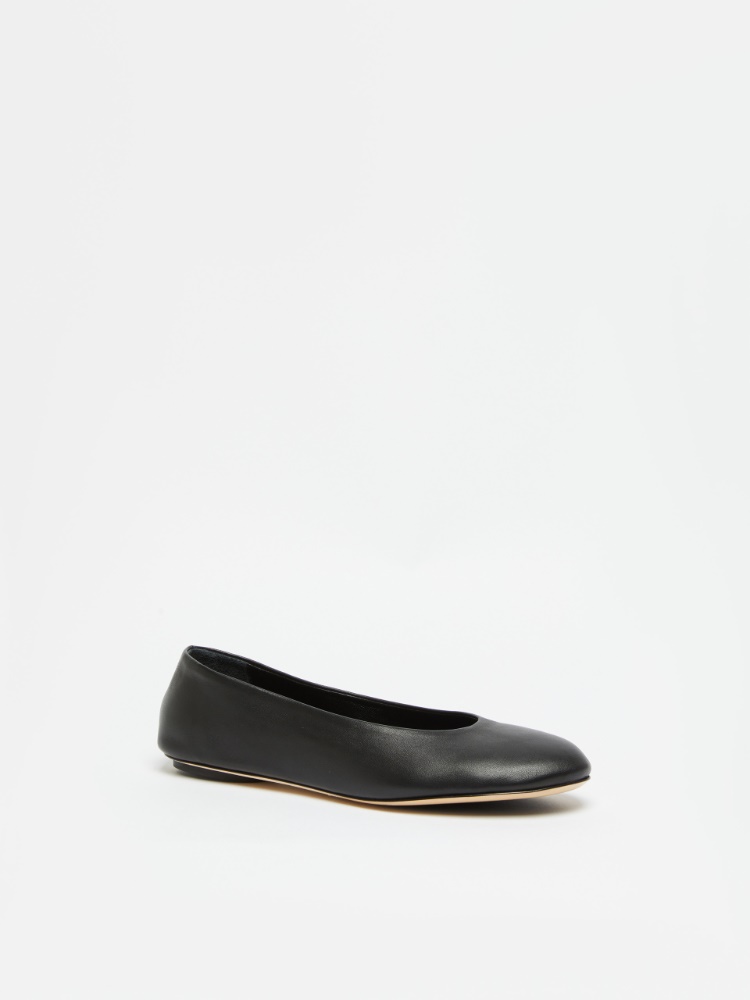  - Max Mara