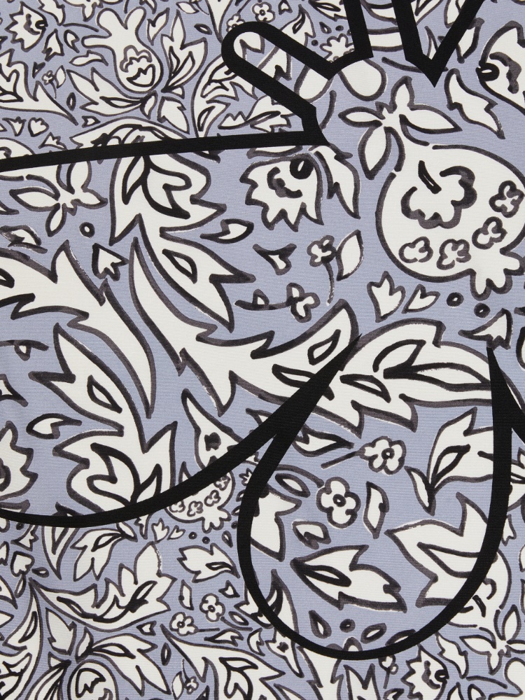 【★完売必至★】WEEKENDMAXMARA ☆ プリントスカーフ ONESTO Printed silk scarf, light grey | 