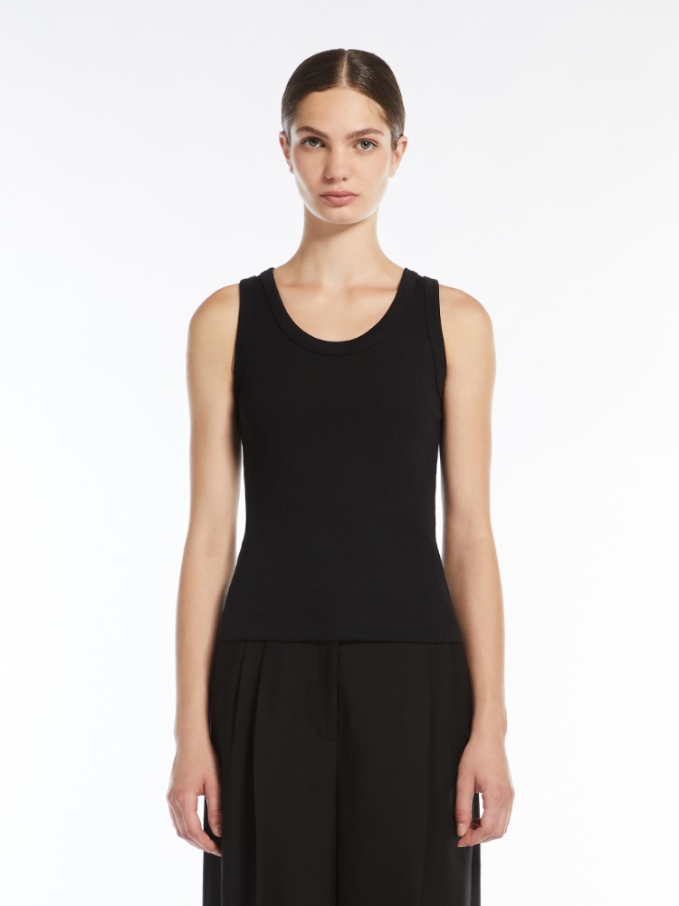  - Max Mara