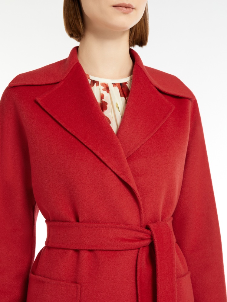 Short wool, cashmere and silk coat, red | 