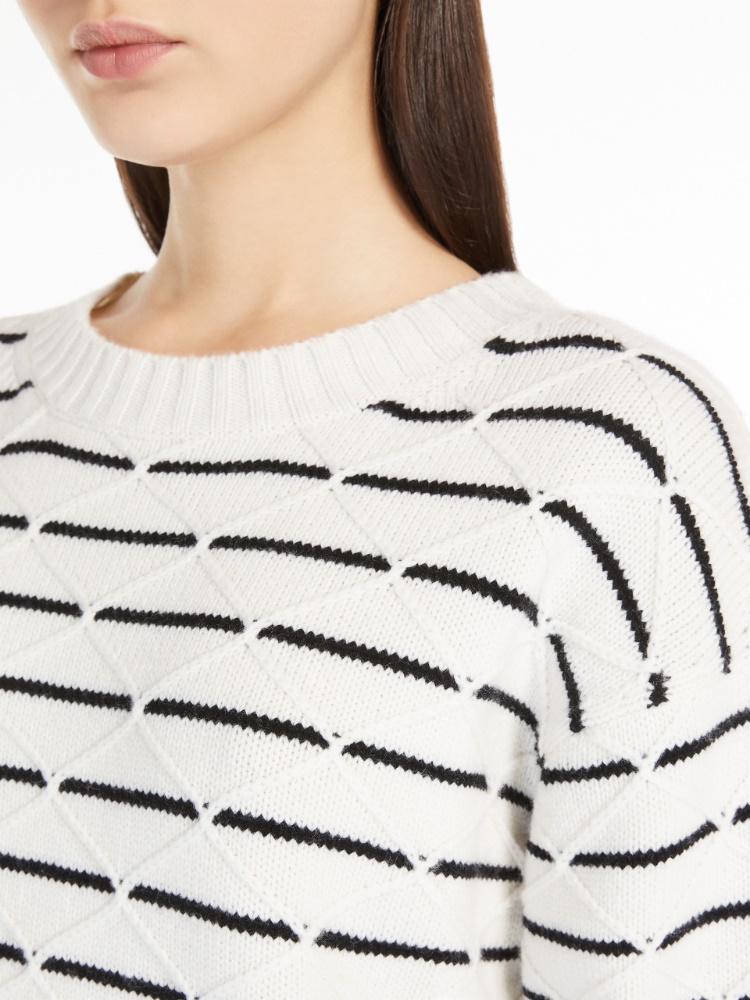  - Max Mara