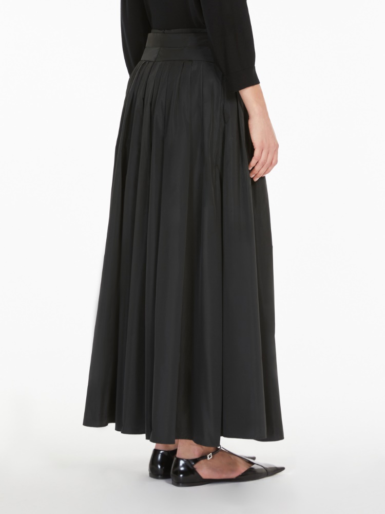  - Max Mara