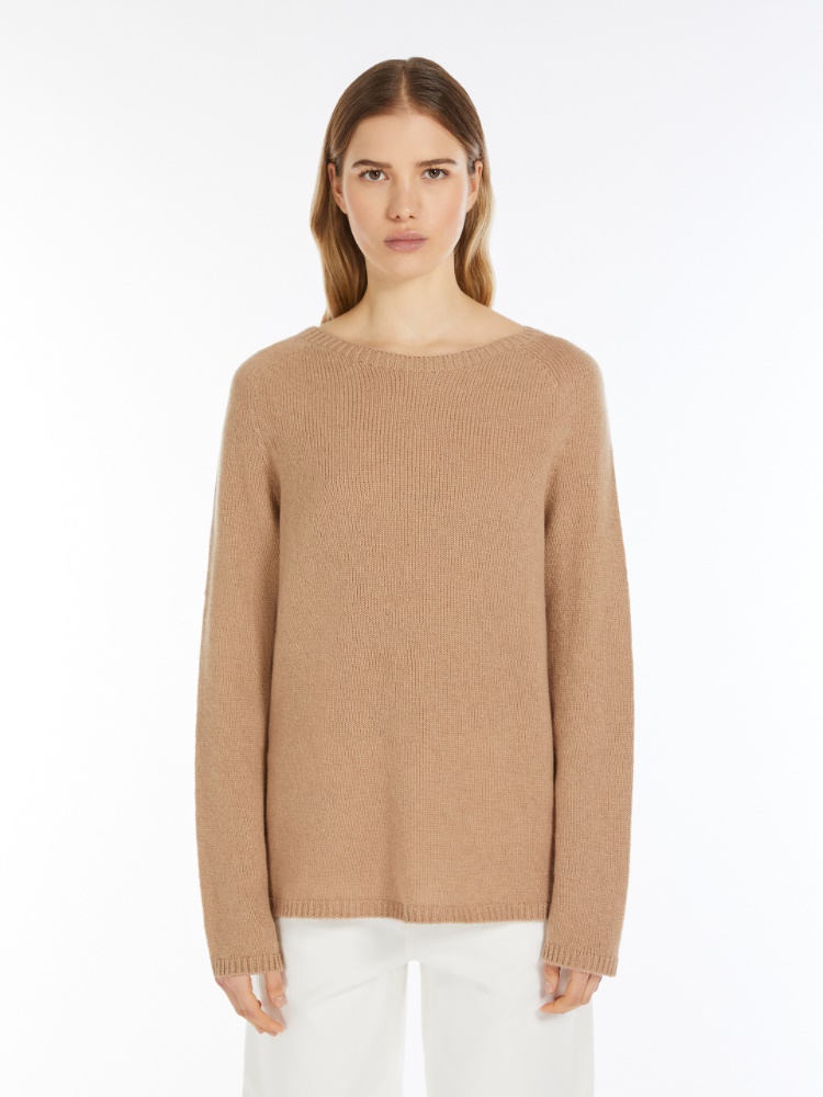  - Max Mara