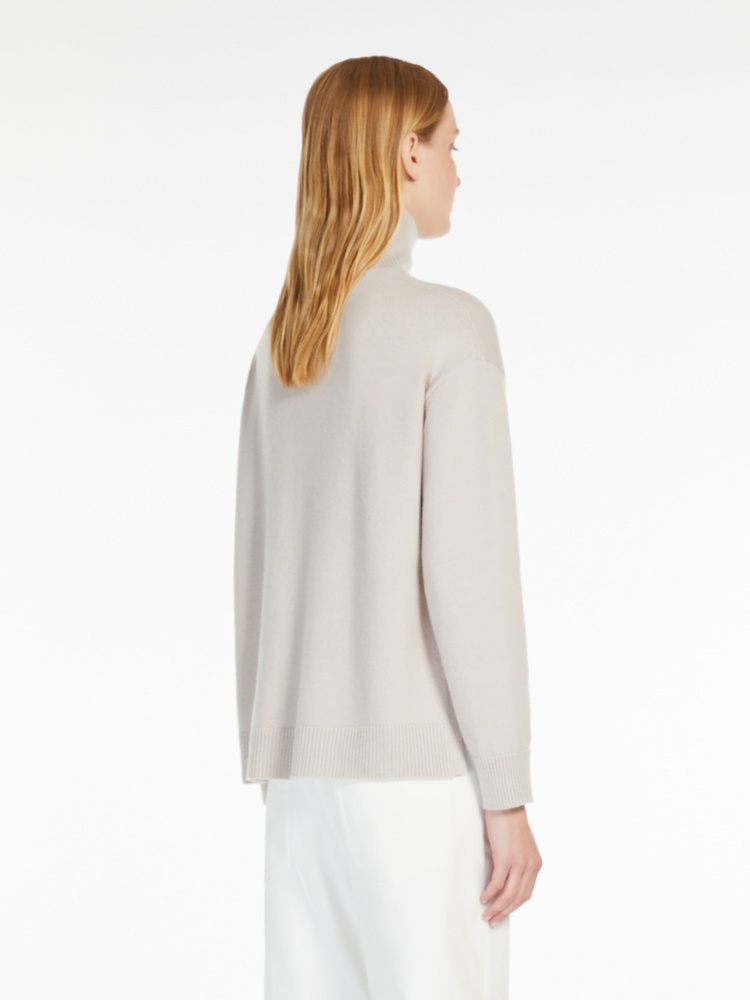  - Max Mara