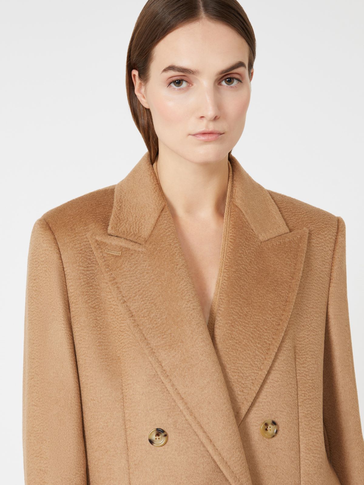 Doppelreihiger Mantel aus Kamelhaar - KAMEL - Max Mara - 4