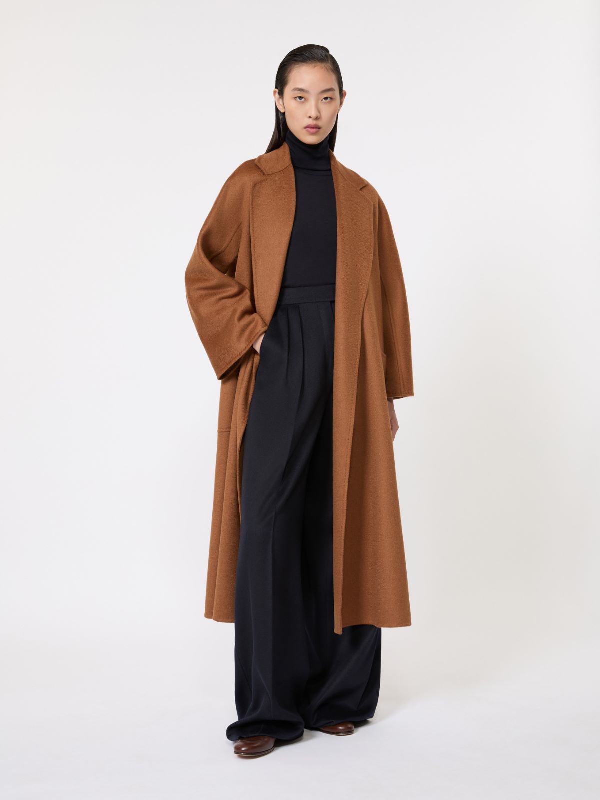 MAXmaráコート　サイズ42 Max Mara マックスマーラ コート ゼビオ カシミア ベージュ