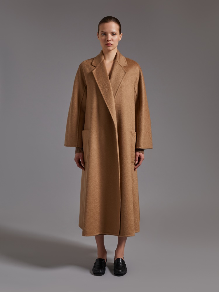 リュドミラ] リュドミラ アイコン コート, camel | 