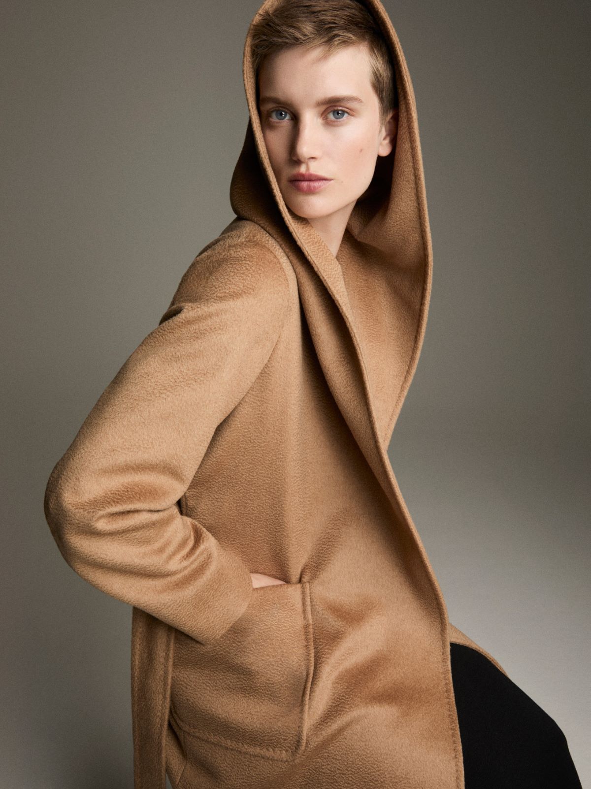 アウターその他 MAX MARA Woman Waistcoat Camel 2511281011600 003 Jacket in camel | Max Mara