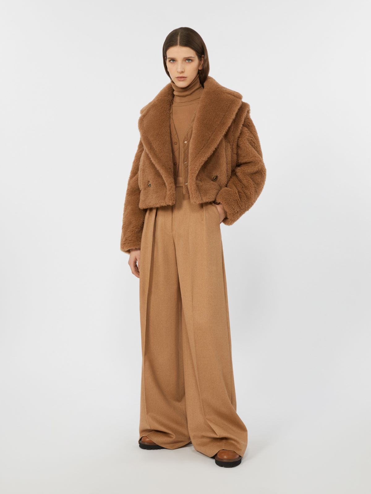 2-in-1 cropped gilet in Teddy fabric - CAMEL - Max Mara - 11