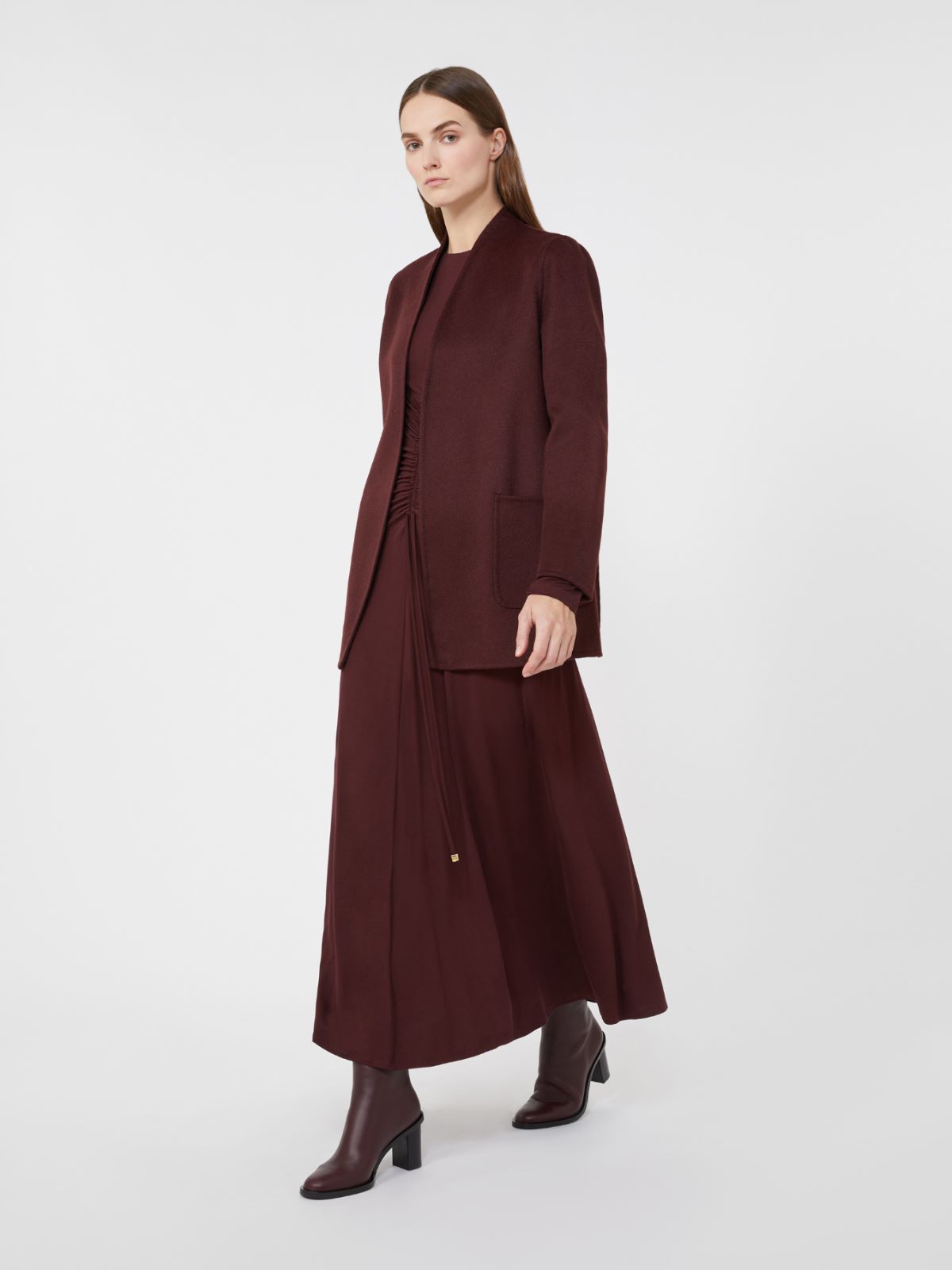 Camel robe jacket + CHERRY - Max Mara