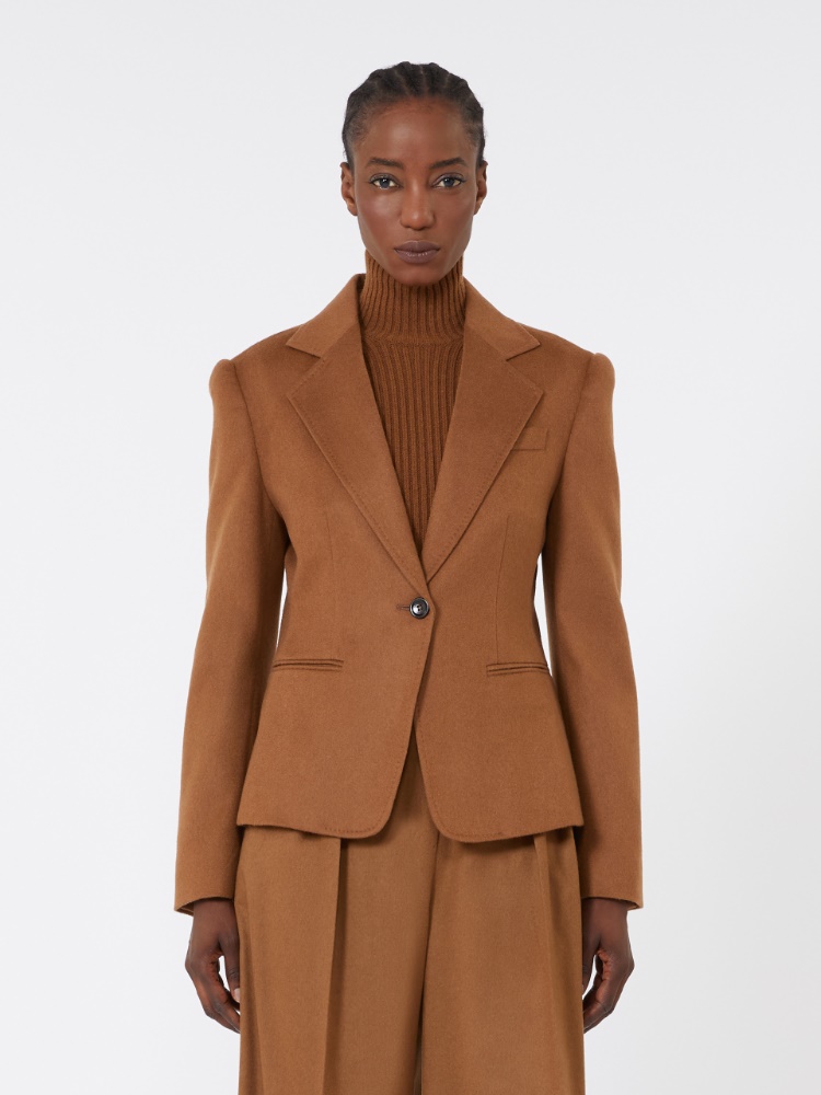 - Max Mara