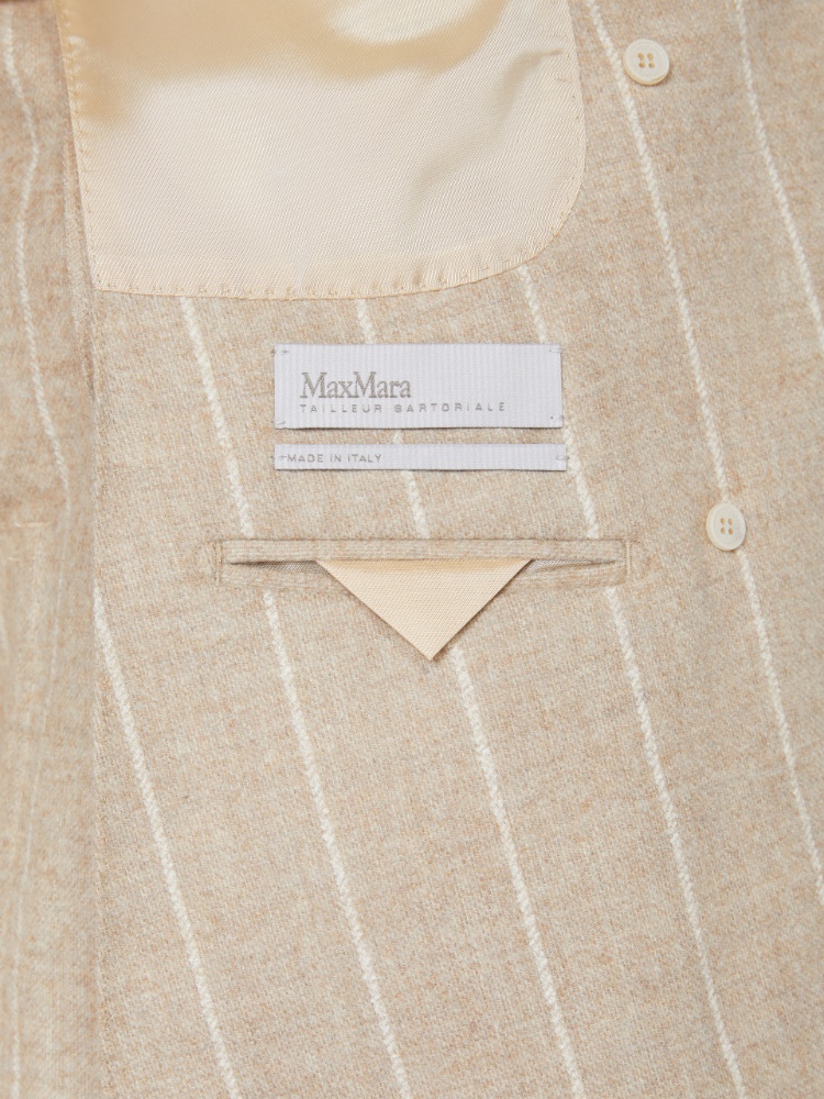  - Max Mara