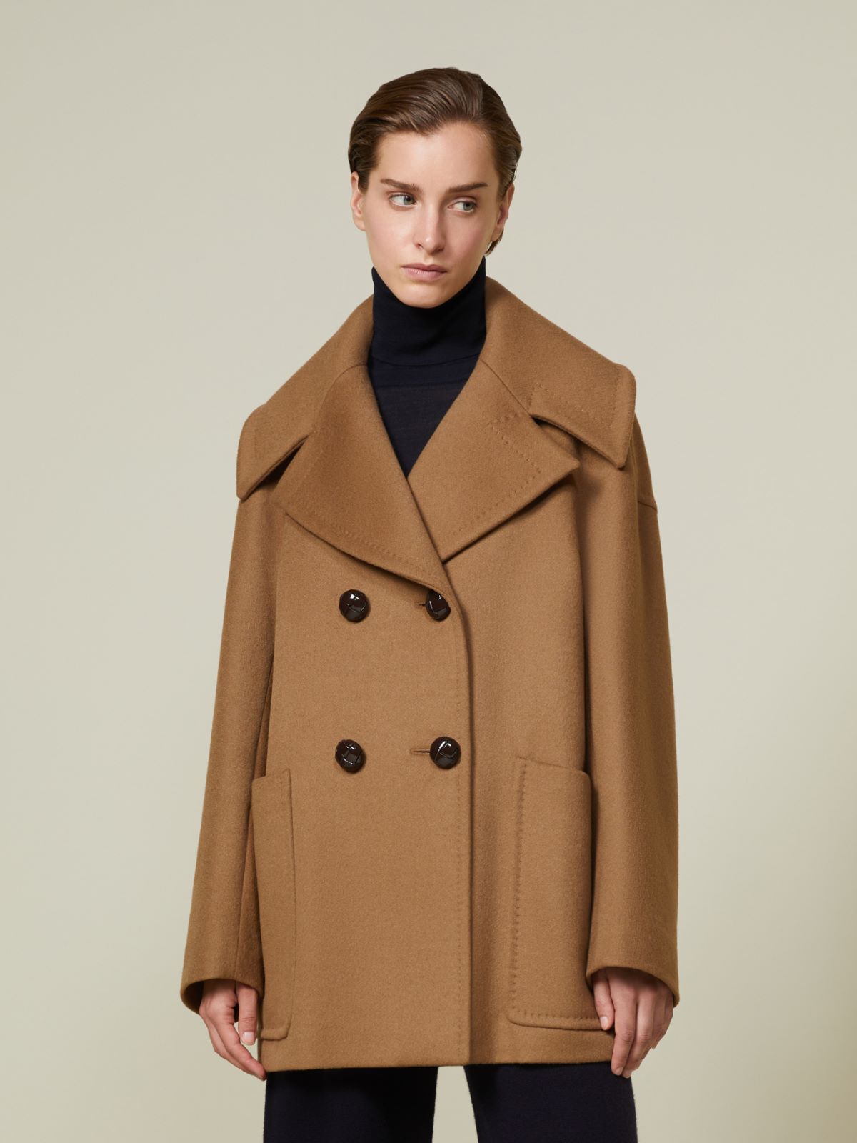 Płaszcz marynarski oversize z kaszmiru - WIELBŁĄDZI - Max Mara - 2